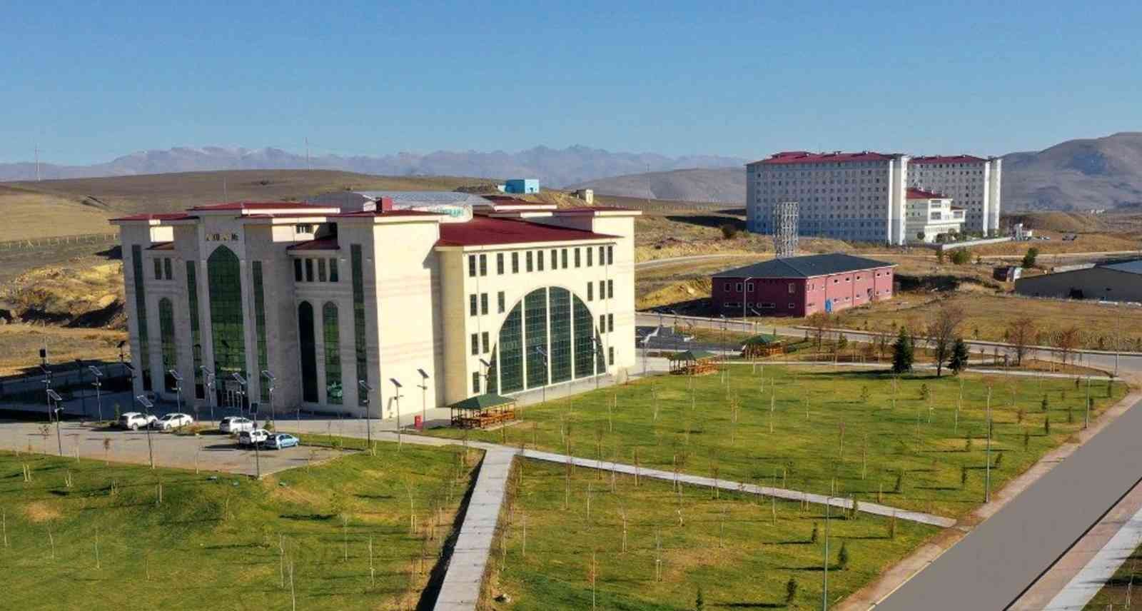 Bayburt Üniversitesine 16 öğretim elemanı, 5 öğretim üyesi alınacak