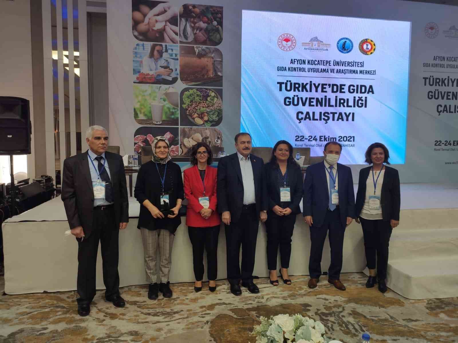Gıda güvenirliği çalıştayında arıların önemini vurguladı #duzce