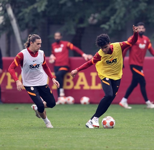 Galatasaray’da Lokomotiv Moskova maçı hazırlıkları başladı #istanbul