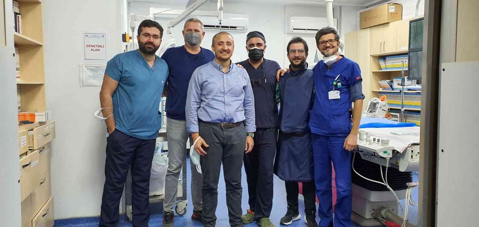 Kütahya’da 88 yaşındaki hastanın aort kapağı ameliyatsız değiştirildi #kutahya