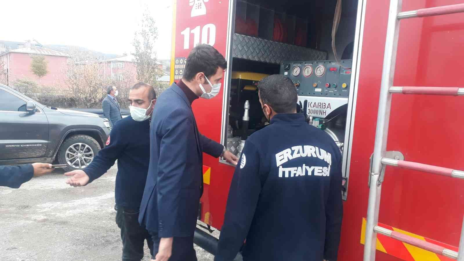 Tekman Kaymakamı Çimşir,  Büyükşehir Belediyesi şantiyesini ziyaret etti