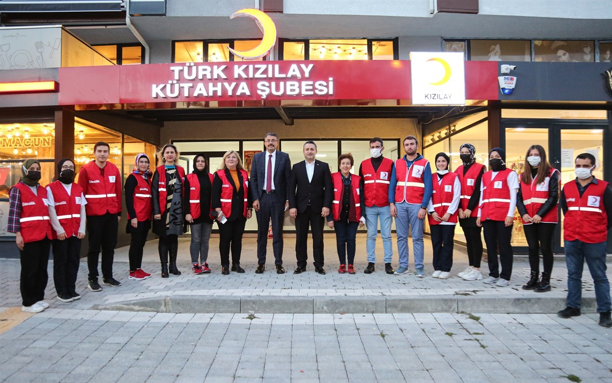 Vali Ali Çelik: Kızılay, Türkiye’nin en önemli sivil toplum kuruluşu #kutahya