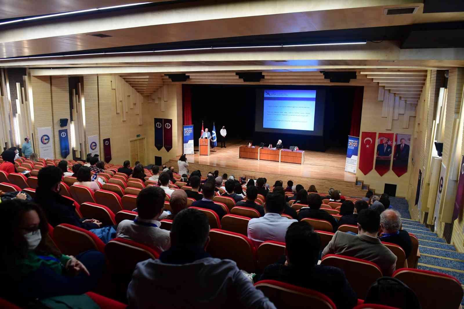 EKON-TEK 2021 21. Ulusal İktisat Kongresi Anadolu Üniversitesi’nin ev sahipliğinde başladı