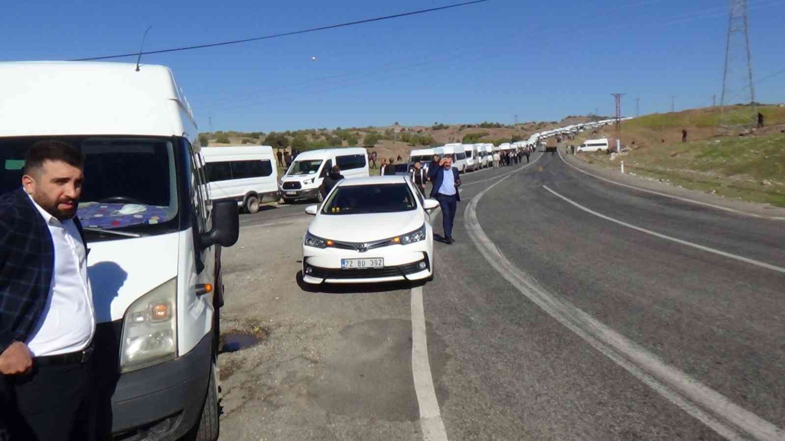 Sason’dan 500 araçlık konvoy, Cumhurbaşkanı Erdoğan’ı karşılamak için yola çıktı #batman