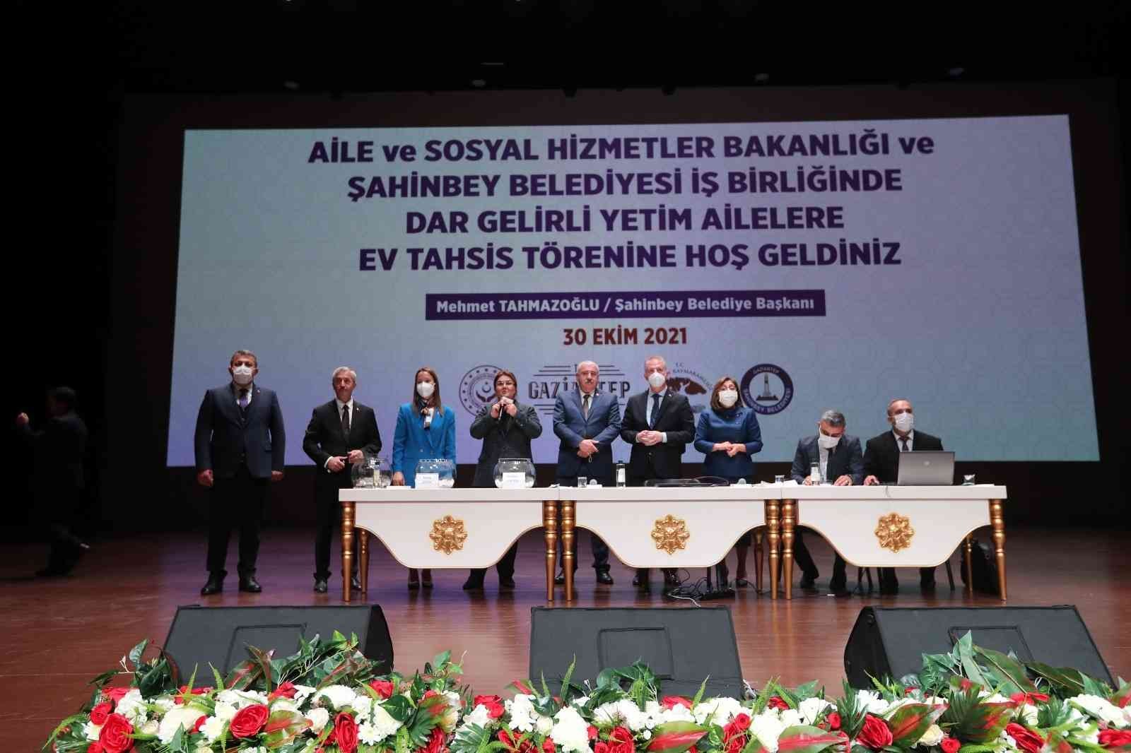 Gaziantep Şahinbey’de 100 yetim aile ev sahibi oldu Gaziantep Haberleri