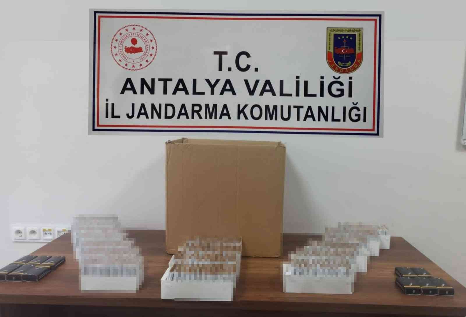 Antalya’da kaçak makaron ele geçirildi #antalya