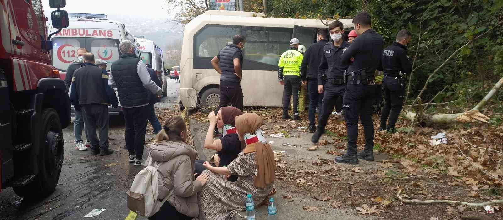 Sarıyer’de minibüs kazası: 1 ölü, 7 yaralı #istanbul