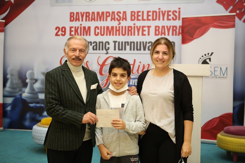 Satrancın şampiyonları ödüllerini Başkan Aydıner’in elinden aldı #istanbul