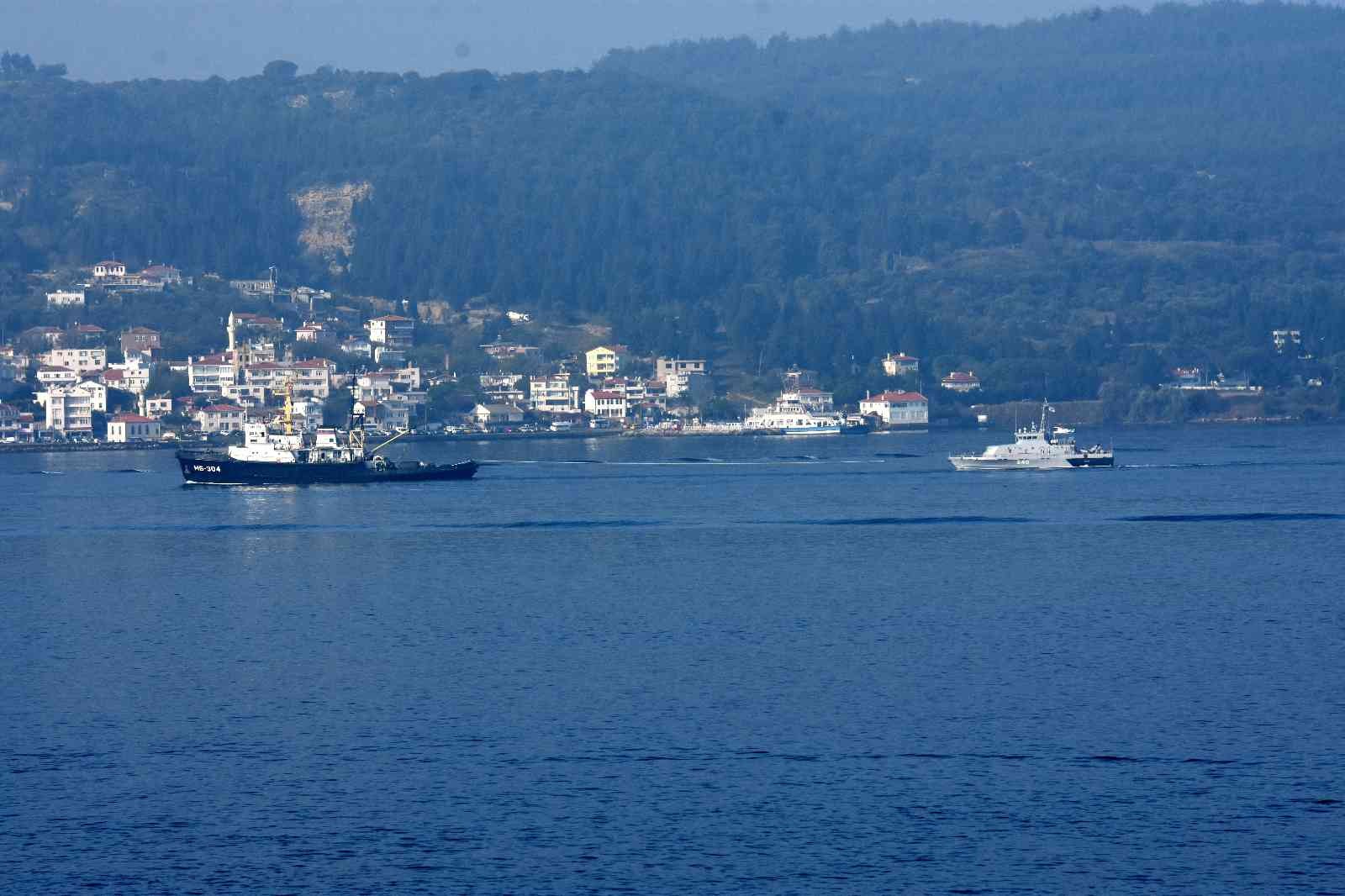 Rus savaş gemileri Çanakkale Boğazı’ndan geçti #canakkale