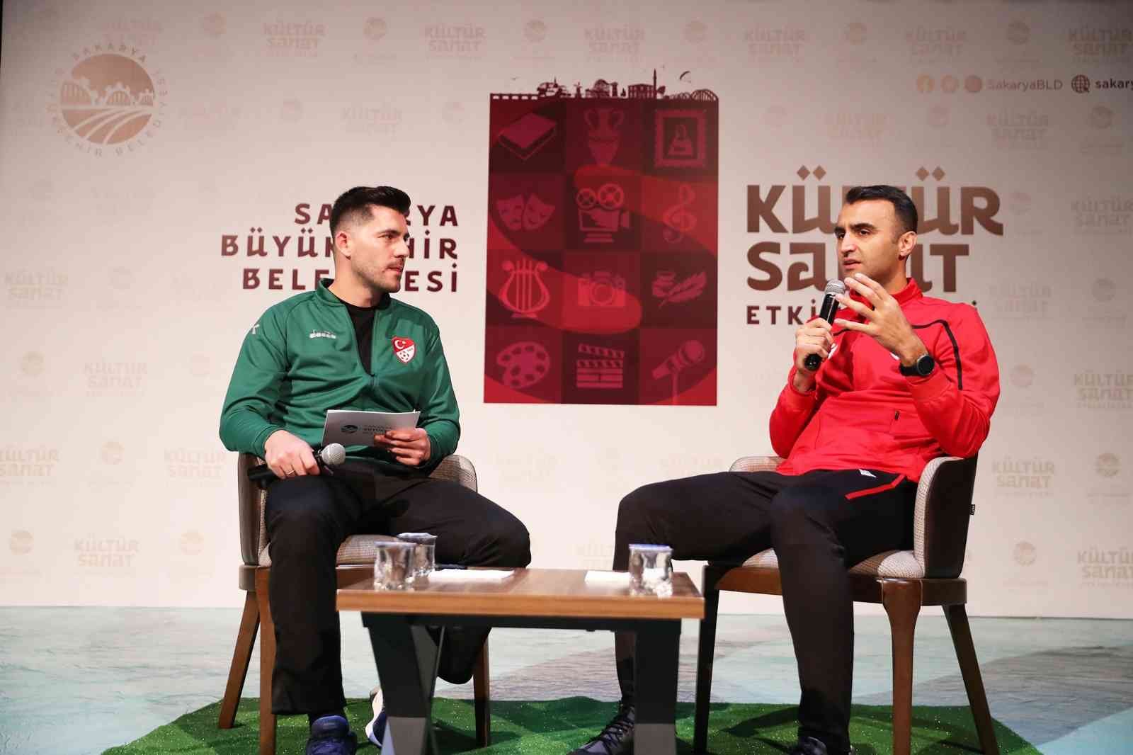 Atilla Karaoğlan, AKM’de futbolu anlattı #sakarya