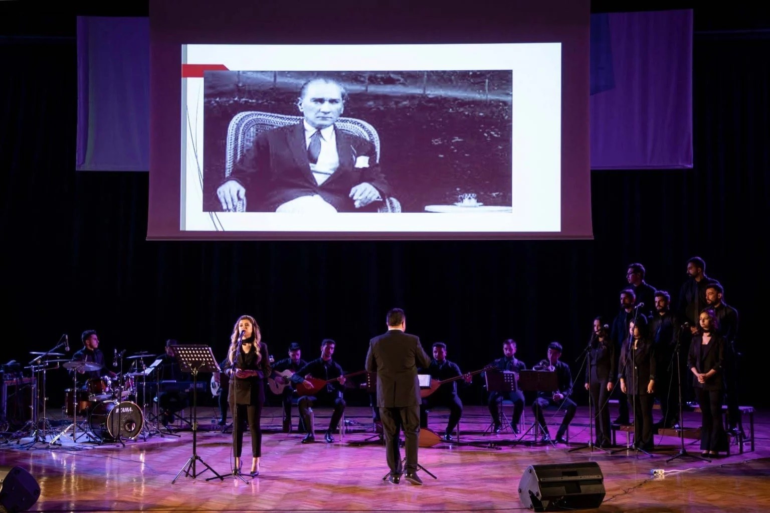 EBYÜ’de 10 Kasım “Atatürk’ün Sevdiği Türküler” konseri verildi #erzincan