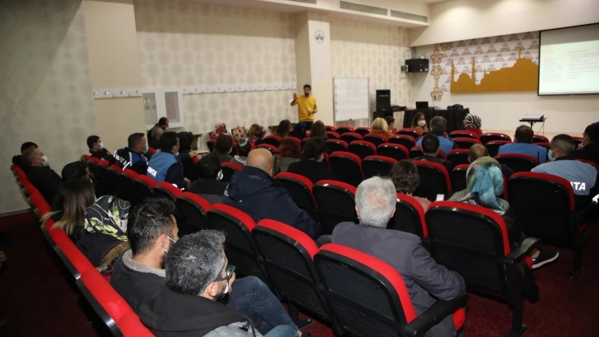 Elazığ Belediyesinden ‘kadına yönelik şiddetle mücadele’ semineri #elazig