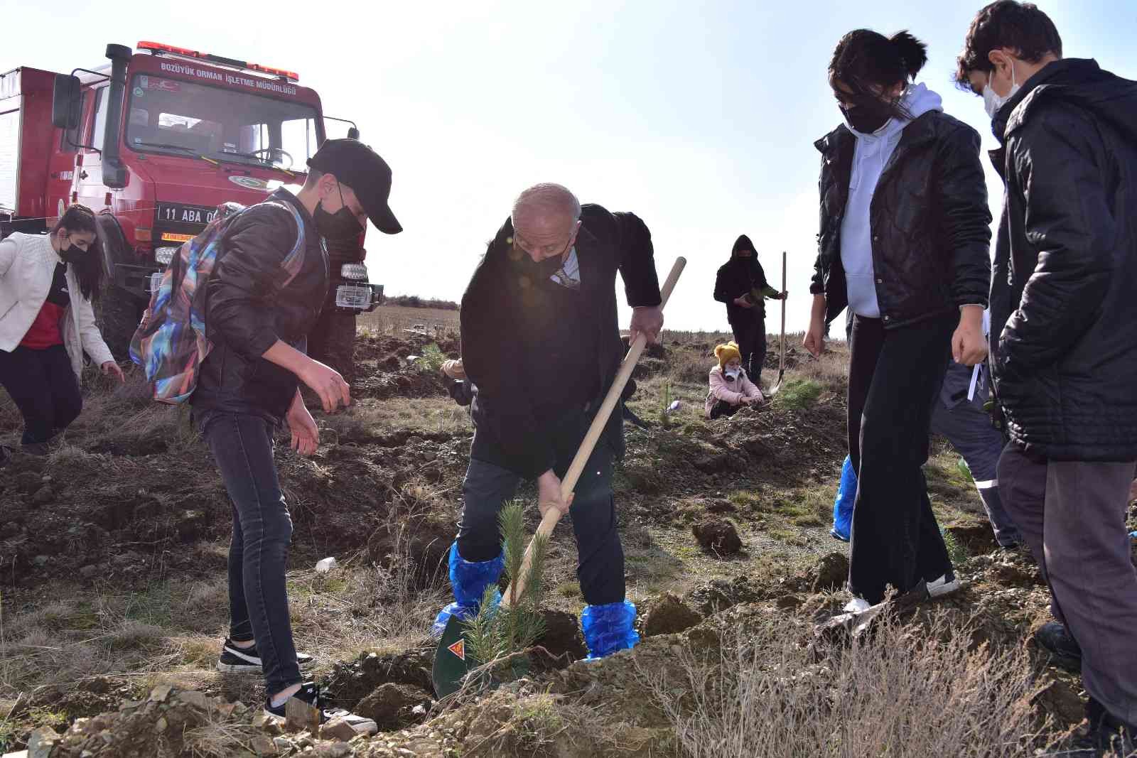 Milli Ağaçlandırma Günü’nde fidan dikildi #bilecik