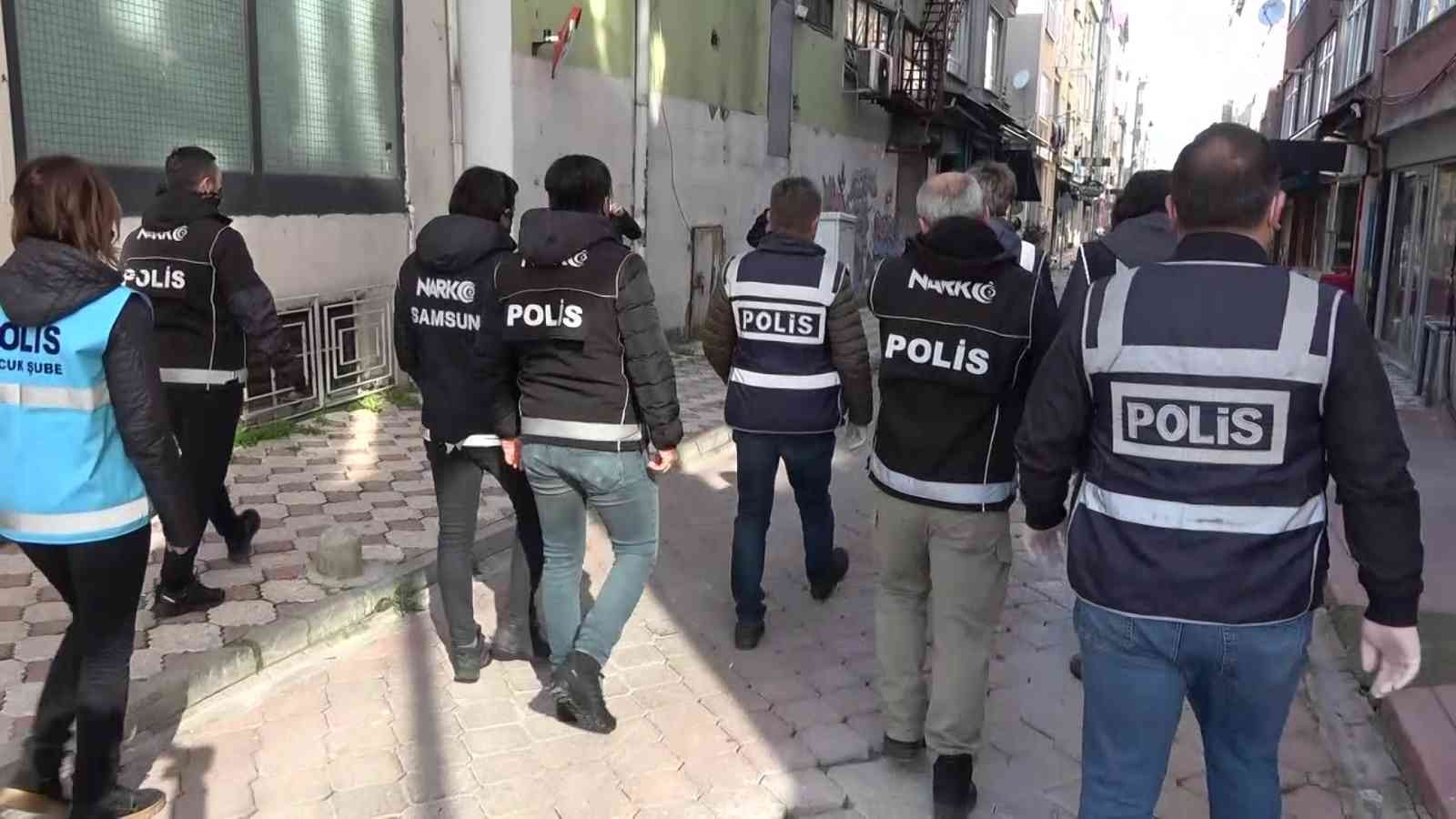 Samsun polisinden okul çevrelerinde uyuşturucuya geçit yok #samsun