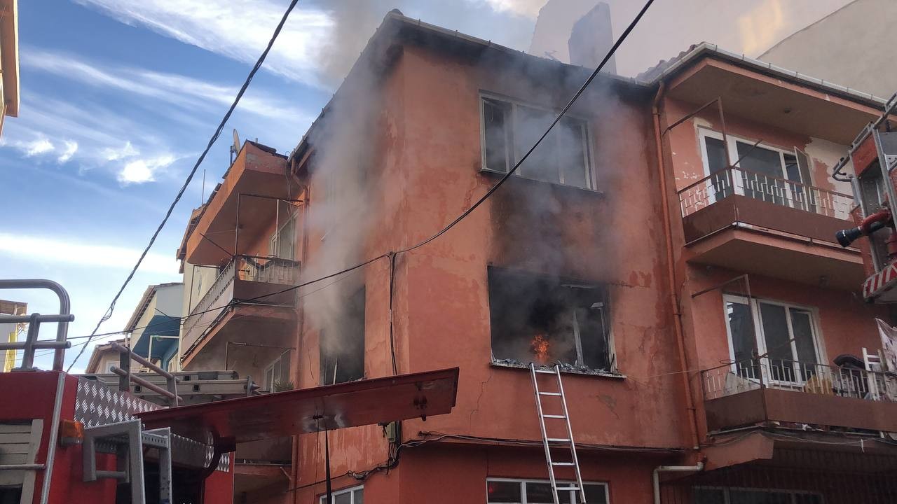 Bursa’da Korkutan Yangın.. - Bursa Haberleri