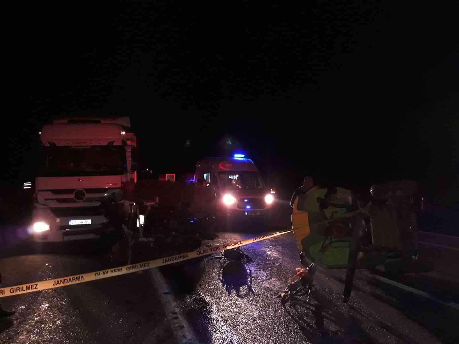 Malatya’da tır traktöre çarptı: 1 ölü #malatya