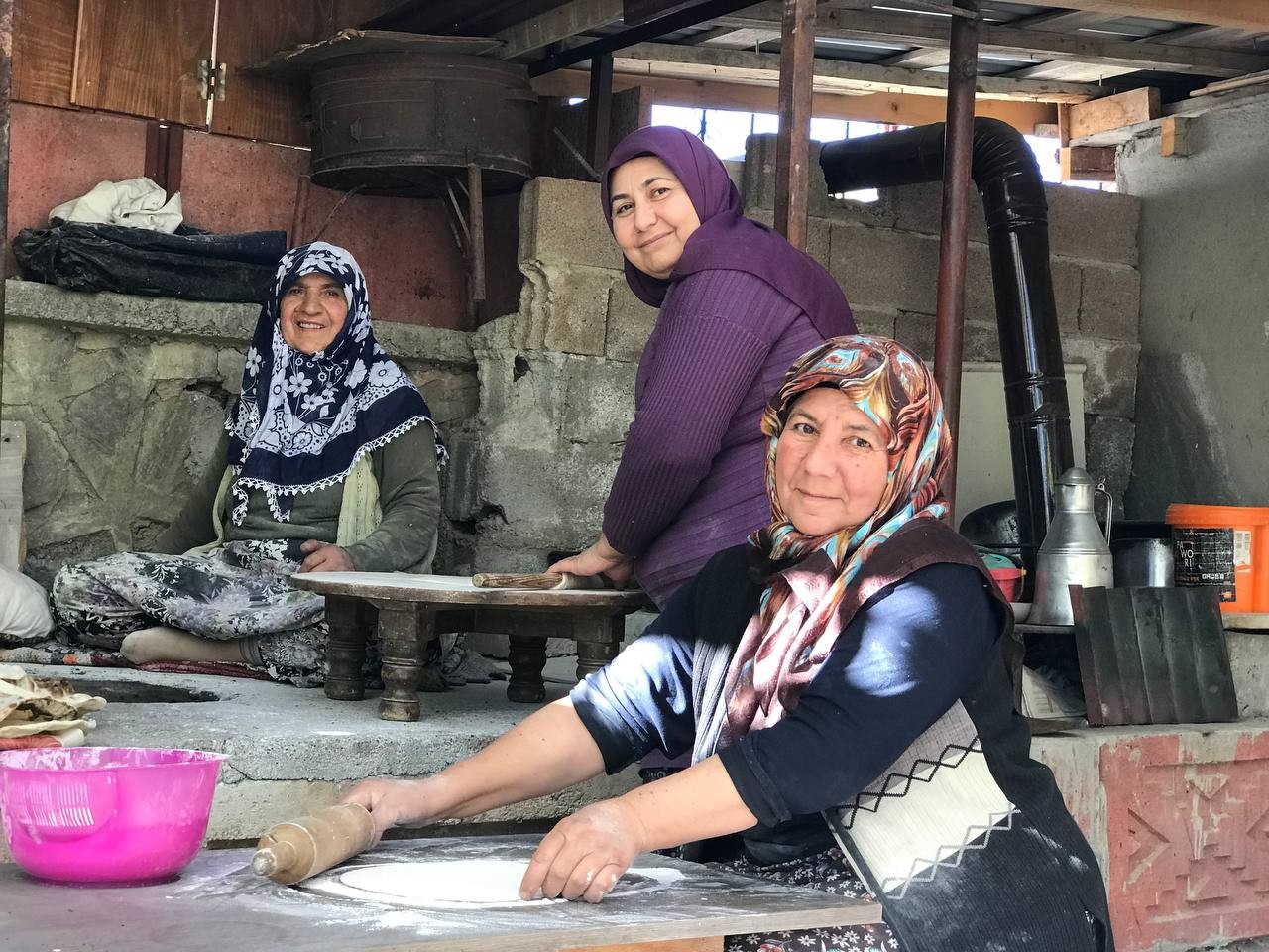 Köy kadınlarından zorlu tandır ekmeği yapımı #erzincan