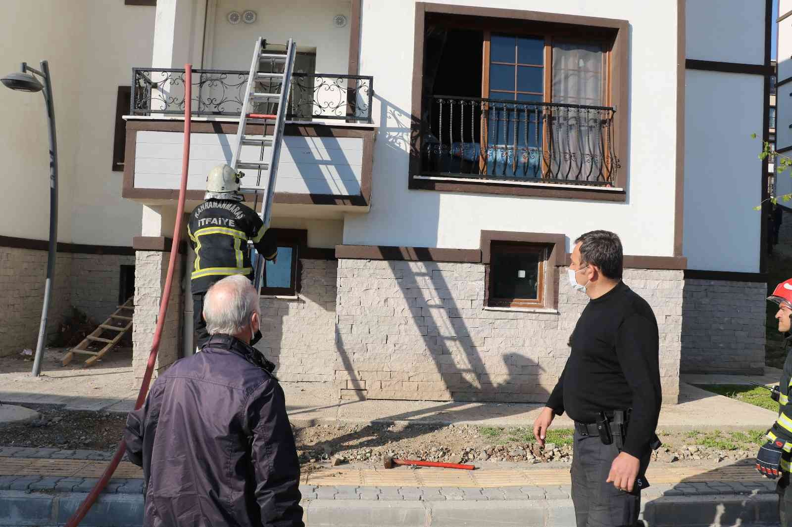 Evi yandı dert etmedi, Bir daha yaparız dedi #kahramanmaras
