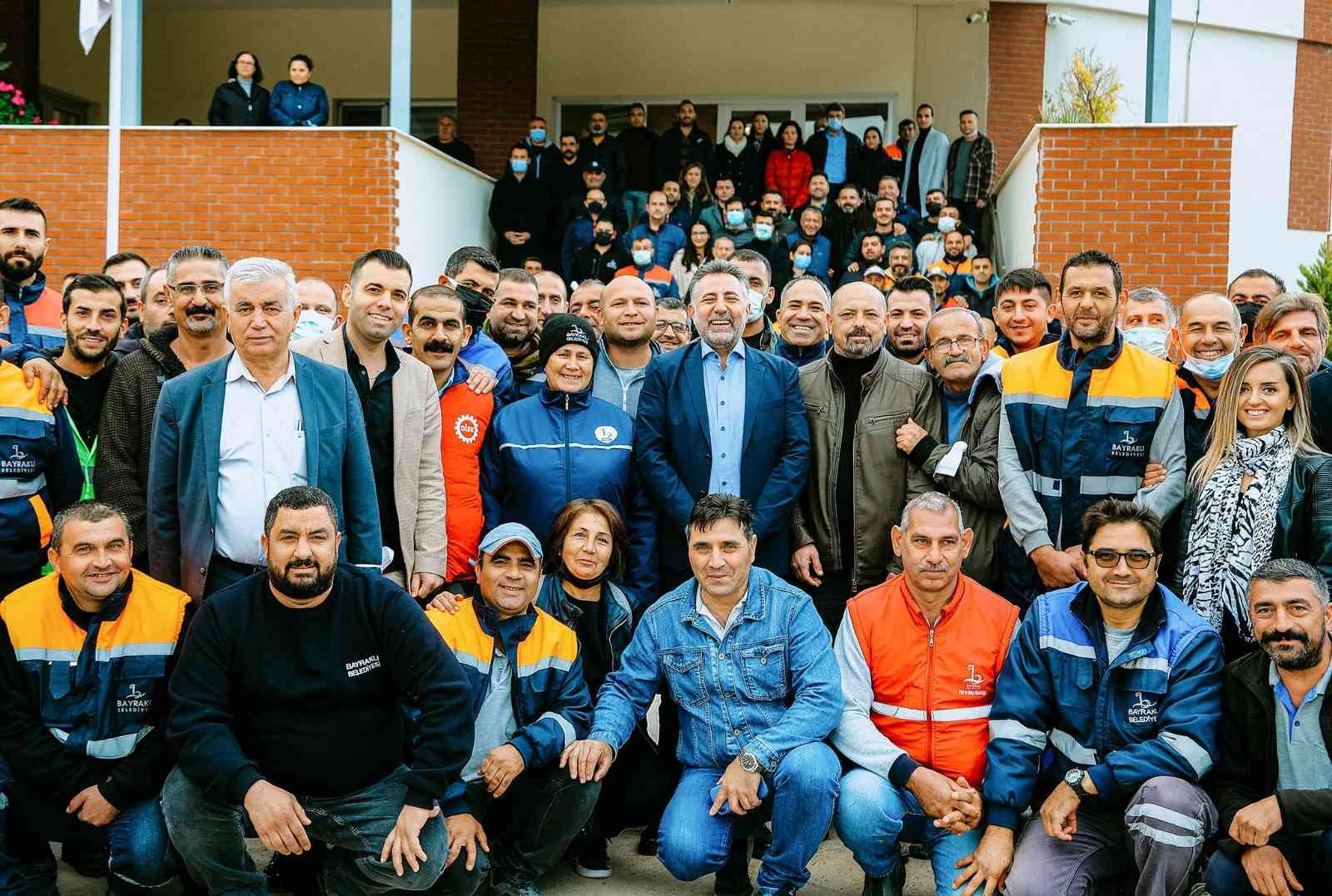 Başkan Sandal, işçilerle bir araya geldi #izmir