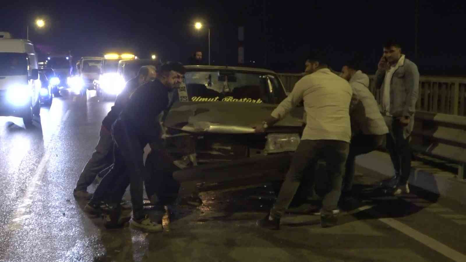 Samsun’da 14 araç birbirine girdi: 2 yaralı #samsun