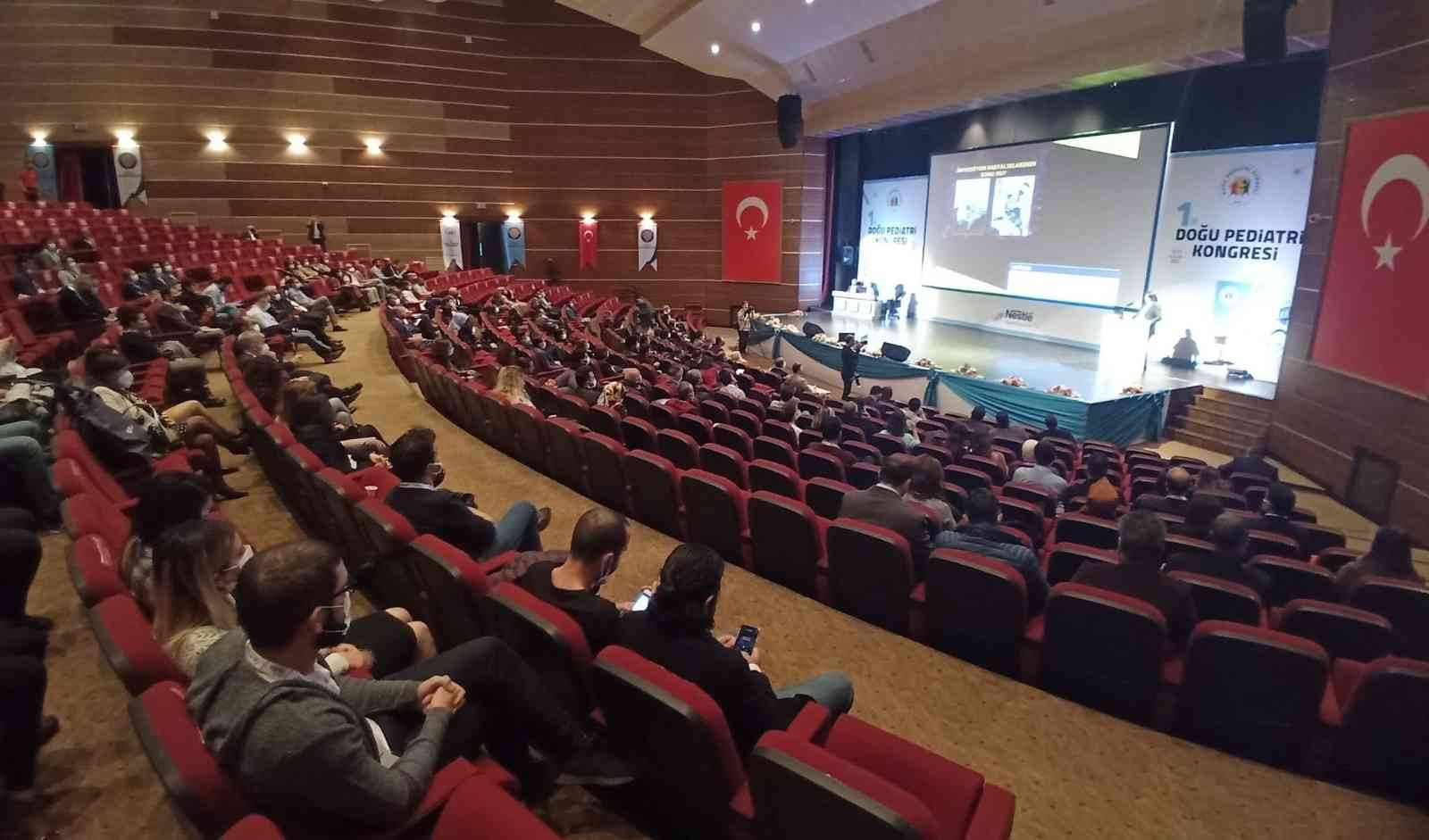 1. Doğu Pediatri Kongresi başladı #diyarbakir
