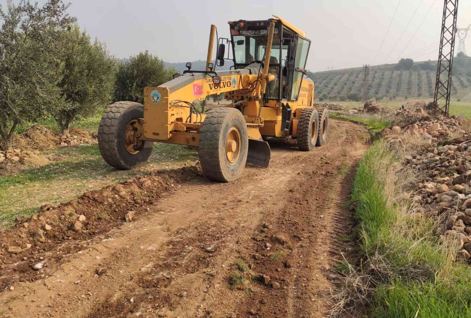 Turgutlu Belediyesi kırsal mahallelerde çalışmalarını sürdürüyor #manisa