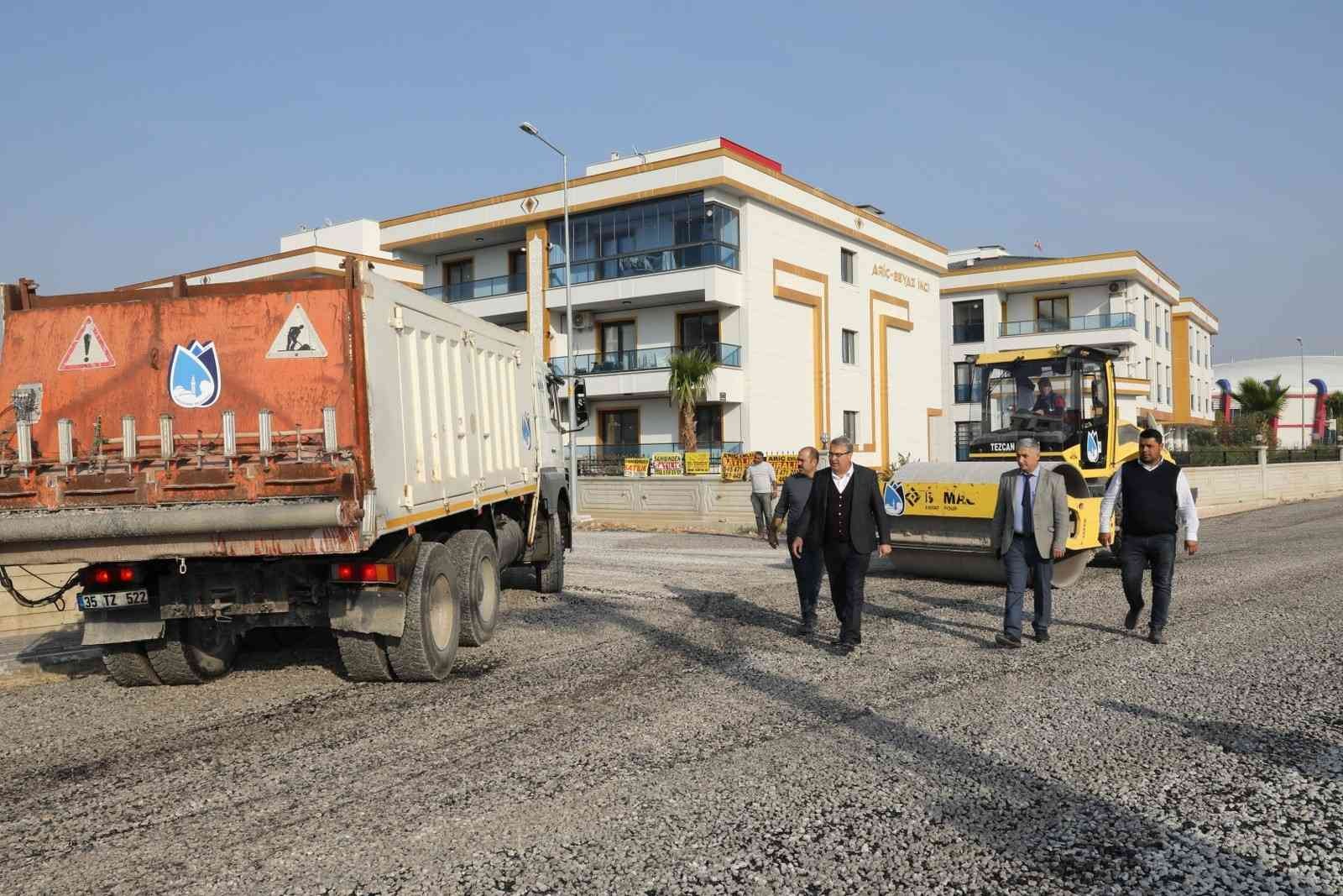 Muradiye’de asfalt çalışmaları tüm hızıyla devam ediyor #manisa