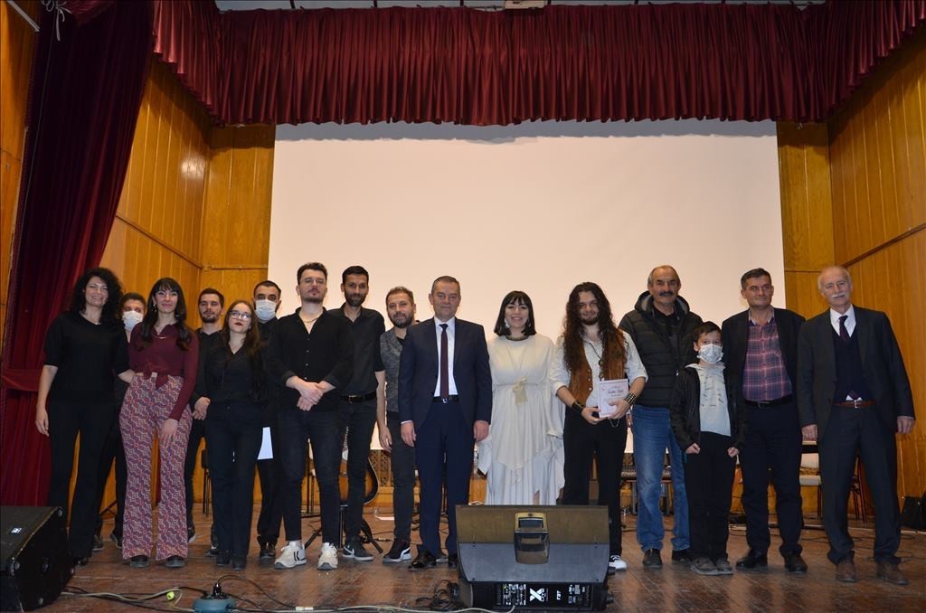 Edirne’de ‘Dünya Çocuk Hakları Günü’ düzenlenen konserle kutlandı #edirne