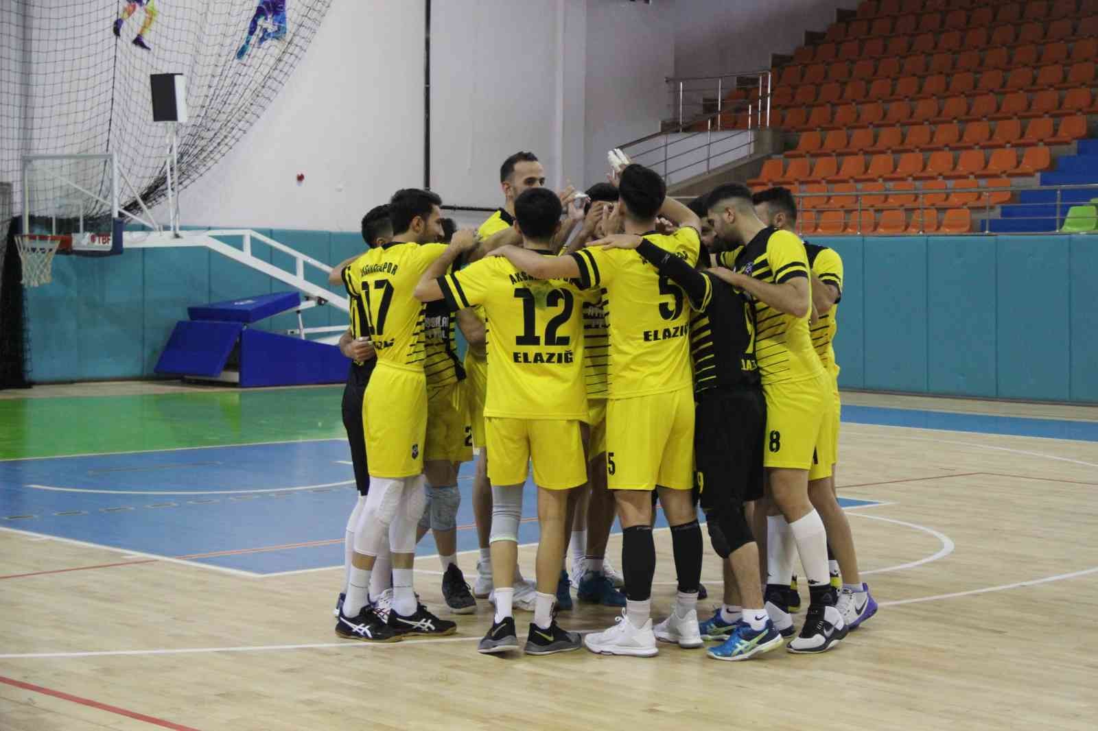 TVF 2. Lig: Yeni Solhanspor: 0 - Aksaray Gençlik: 3 #elazig