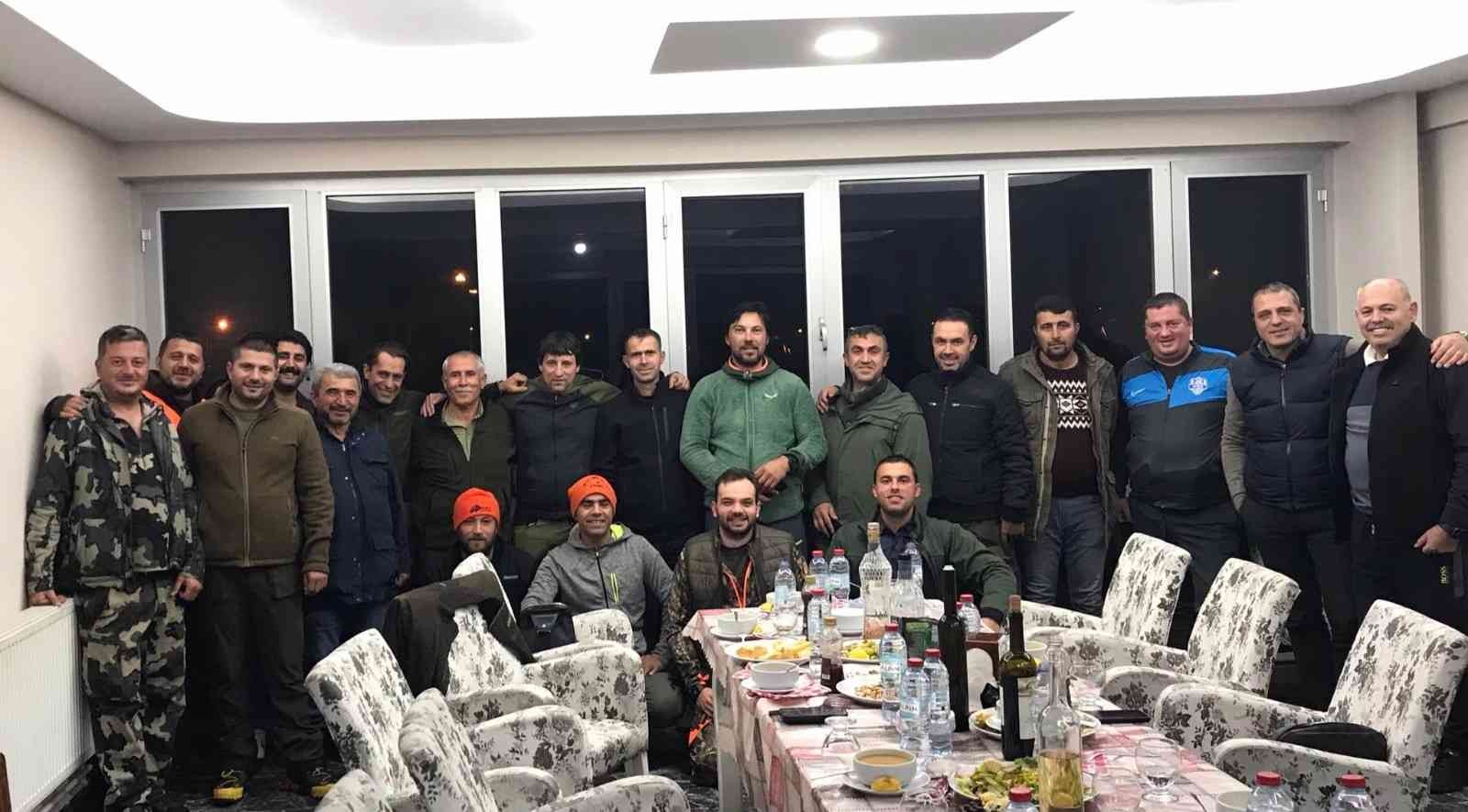 Bulgar avcılar Pınarbaşı’nda 70 domuz avladı