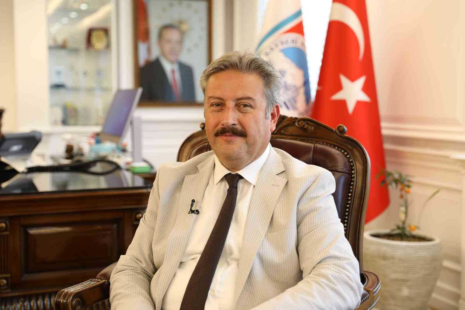 Başkan Palancıoğlu: “Öğretmenler başımızın tacı” #kayseri