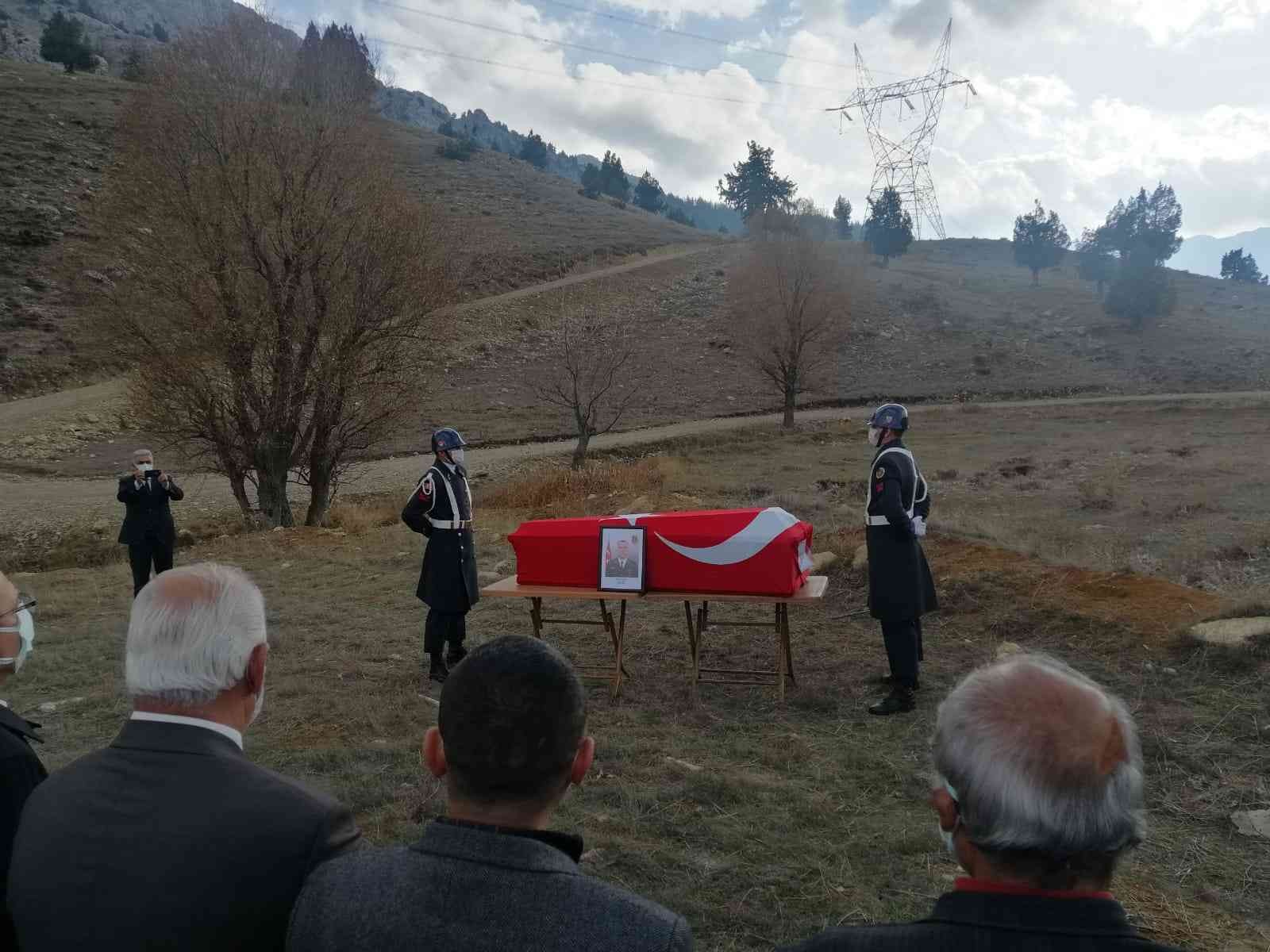 Trafik kazasında hayatını kaybeden uzman çavuşa son görev #kahramanmaras
