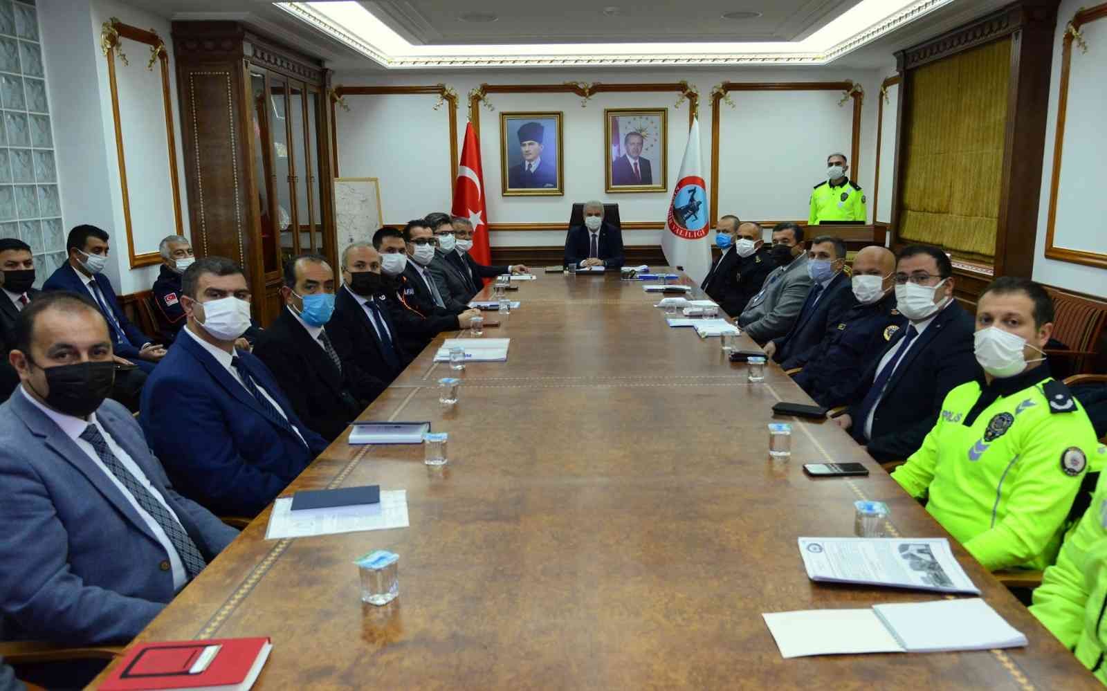 Kırşehir’de kış tedbirleri toplantısı yapıldı #kirsehir