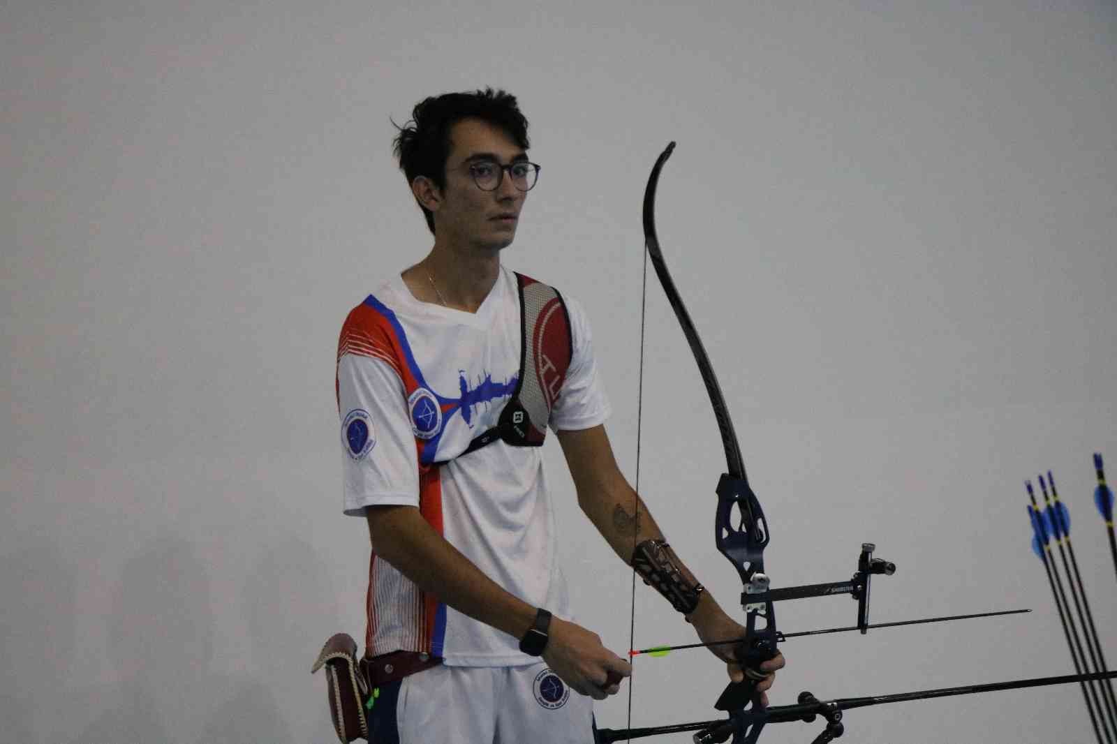 Mete Gazoz ve 511 sporcu Samsun’da şampiyonluk için ok atıyor #samsun