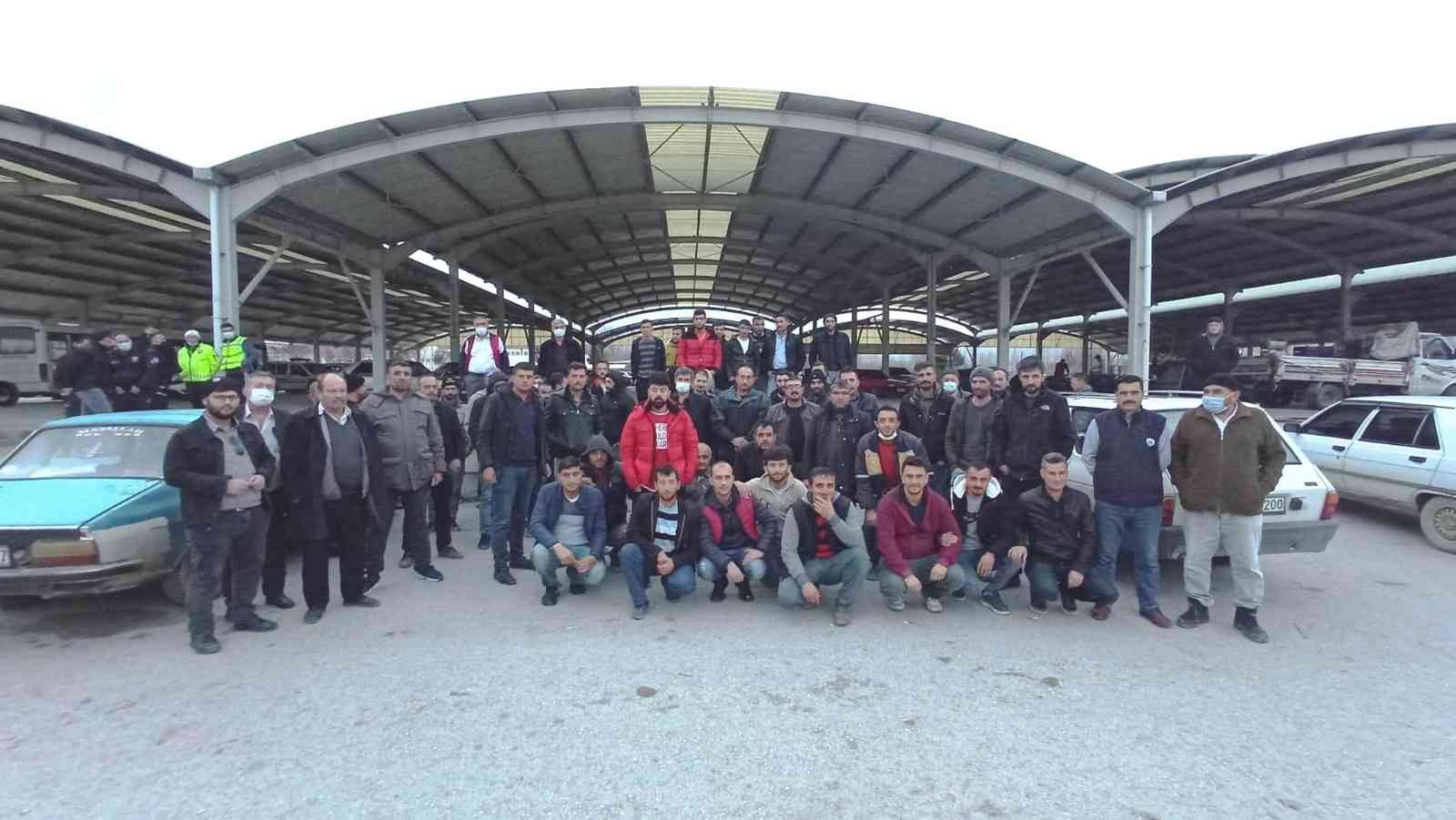 Hisarcık’ta maden işçileri, işten çıkarmaları protesto etti #kutahya