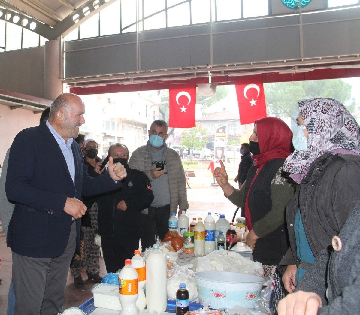 Başkan Ertürk pazar yeri ziyaretlerini sürdürüyor #aydin