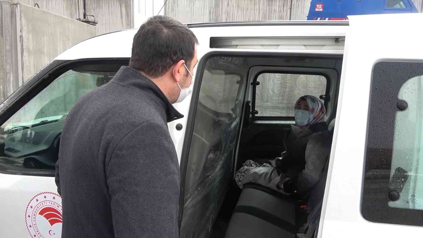 Cenaze törenine katılan korona virüslü kadın otobüste yakalandı: Karantinaya alındı #kirikkale