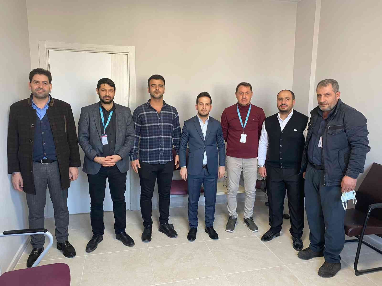 Öz Sağlık İş Sendikası Diyarbakır Şube Başkanı Aküzüm tıbbi sekreterlerle bir araya geldi #diyarbakir