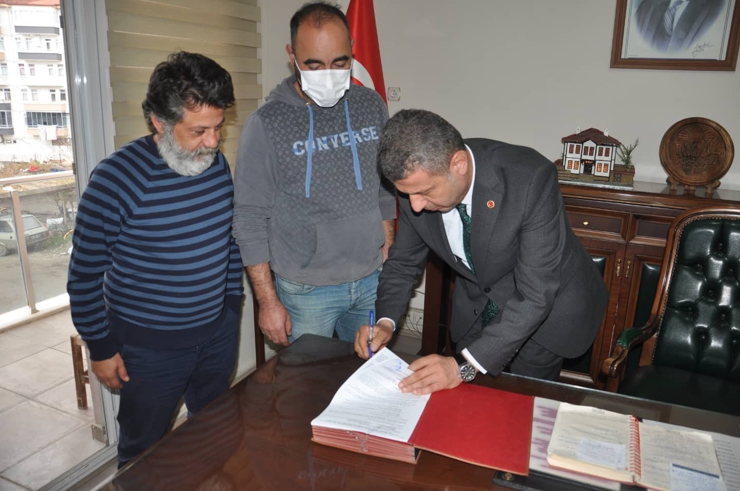 Boyabat Belediyesi mezbaha tesisinin işletilmesi için imzalar atıldı