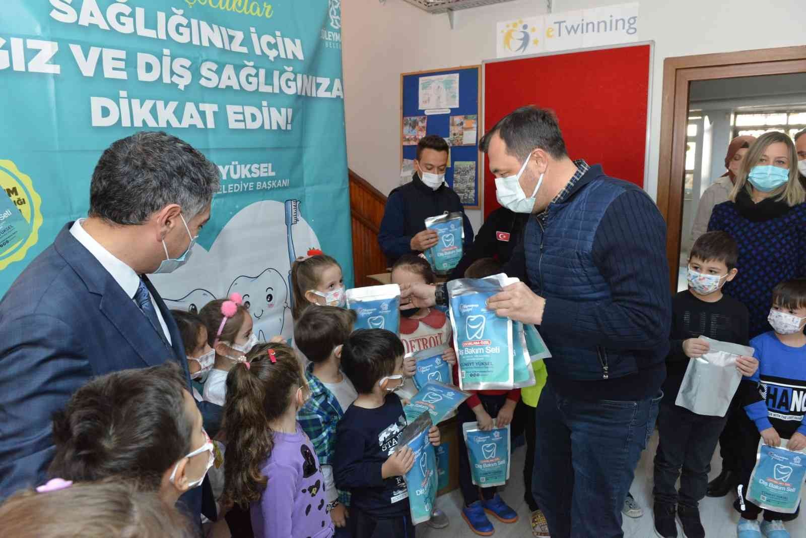 Minik öğrencilere diş bakım seti #tekirdag