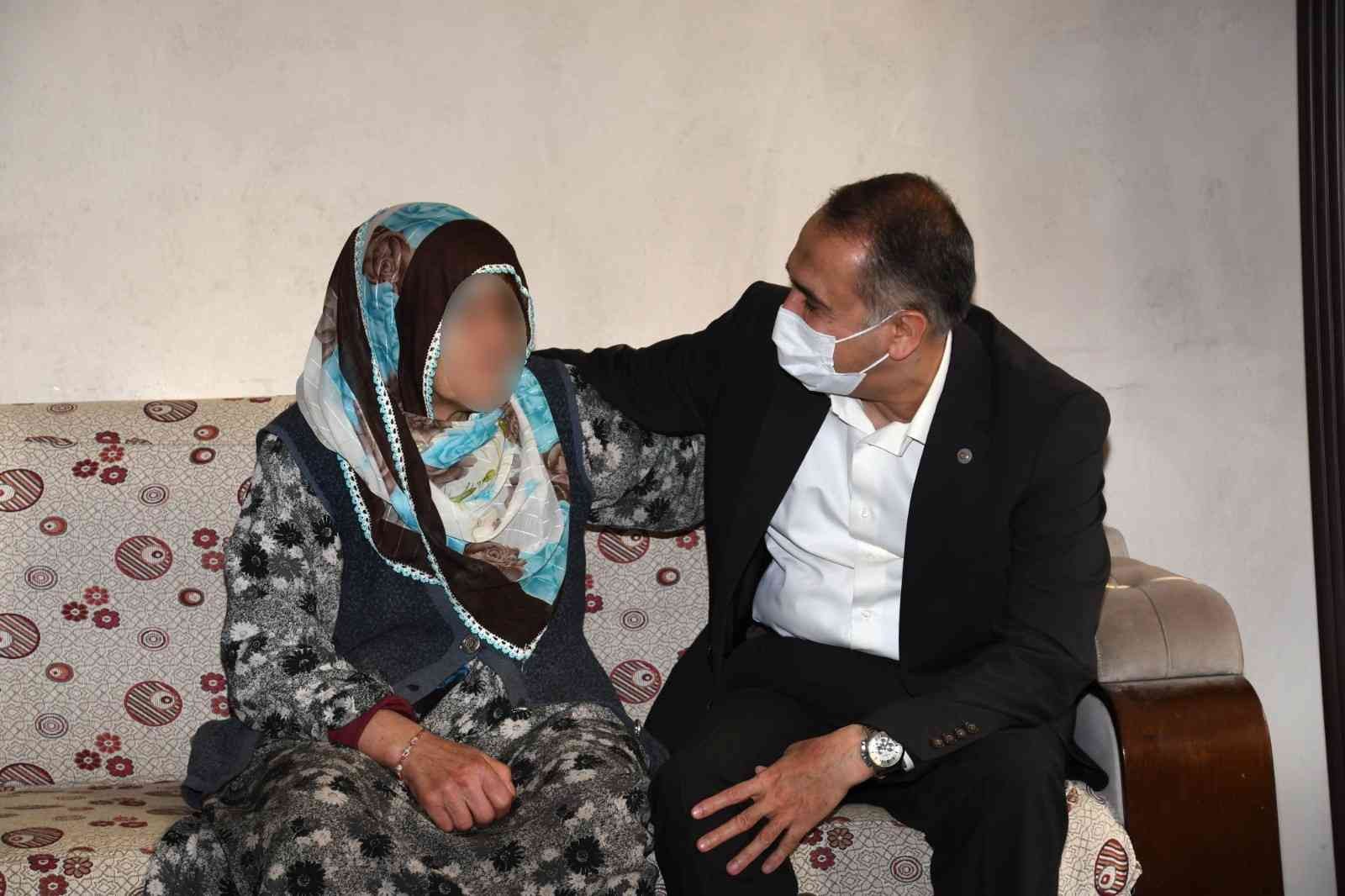 Vali Çuhadar, hasta ve engellileri evlerinde ziyaret etti #adiyaman