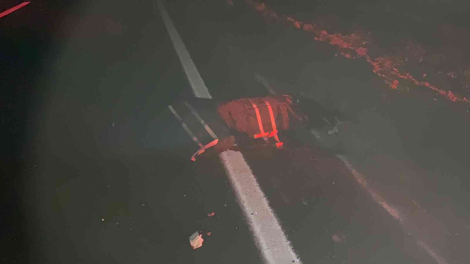 Sürücüsünün kapalı yolu fark etmediği araç metrelerce takla attı: 1 ölü, 3 ağır yaralı #diyarbakir