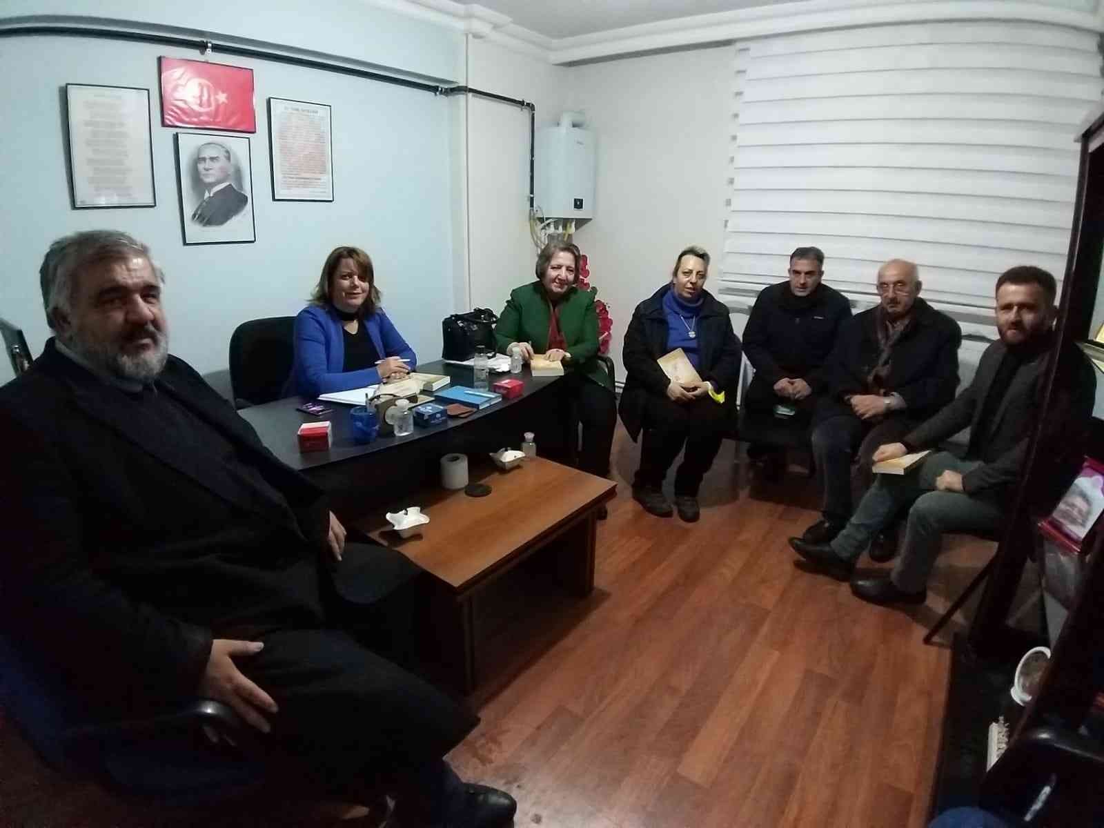 Yazar Ayşe Neslihan Hatunoğlu, babası Kemal Bey’i anlattı #erzurum