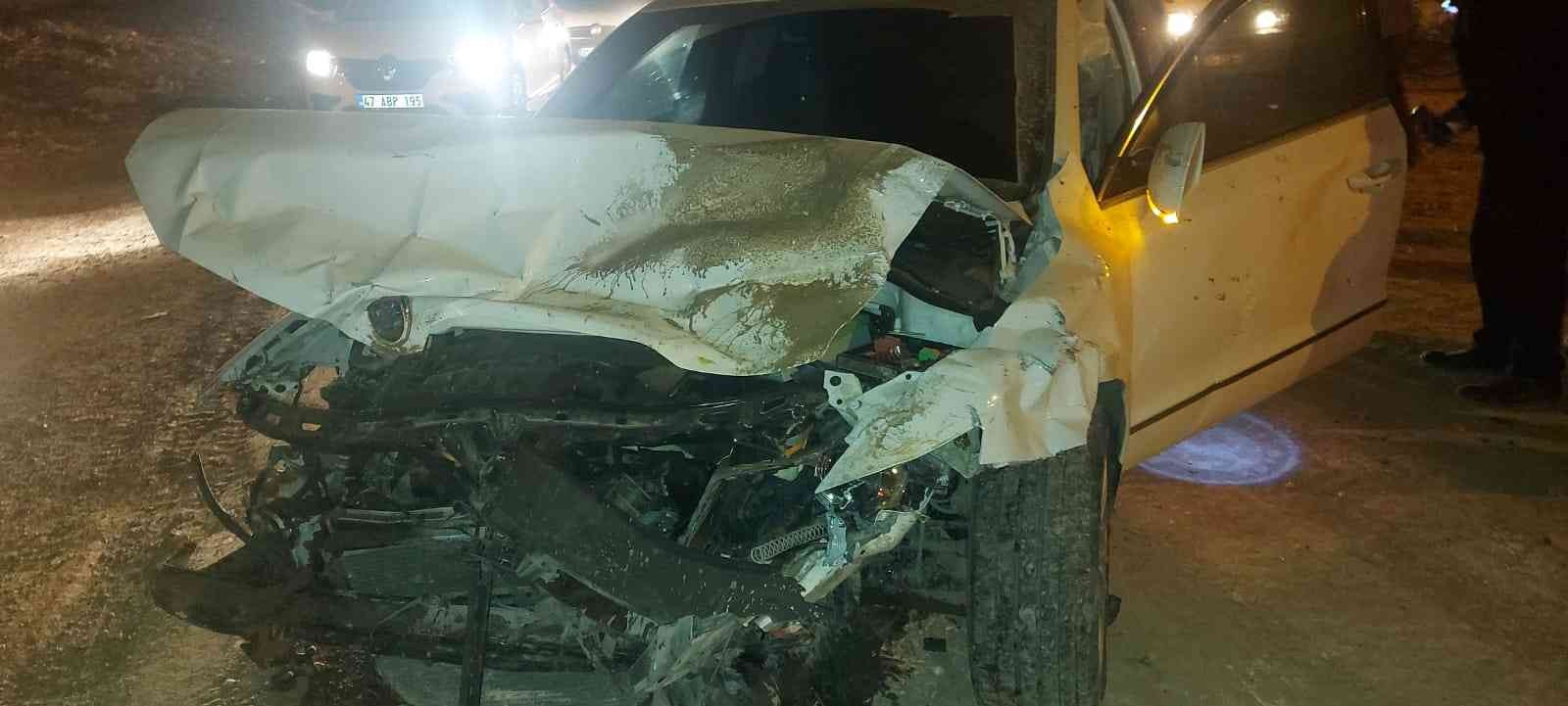Şanlıurfa’da iki otomobil çarpıştı: 5 yaralı