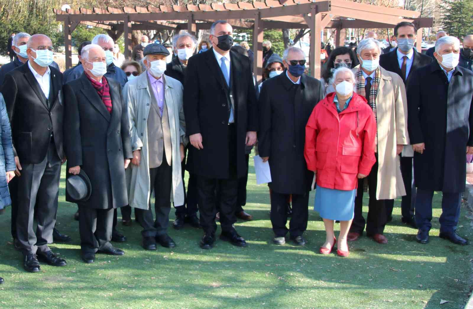 Şair ve yazar Ceyhun Atuf Kansu’nun adını taşıyan parka büstü yerleştirildi #ankara