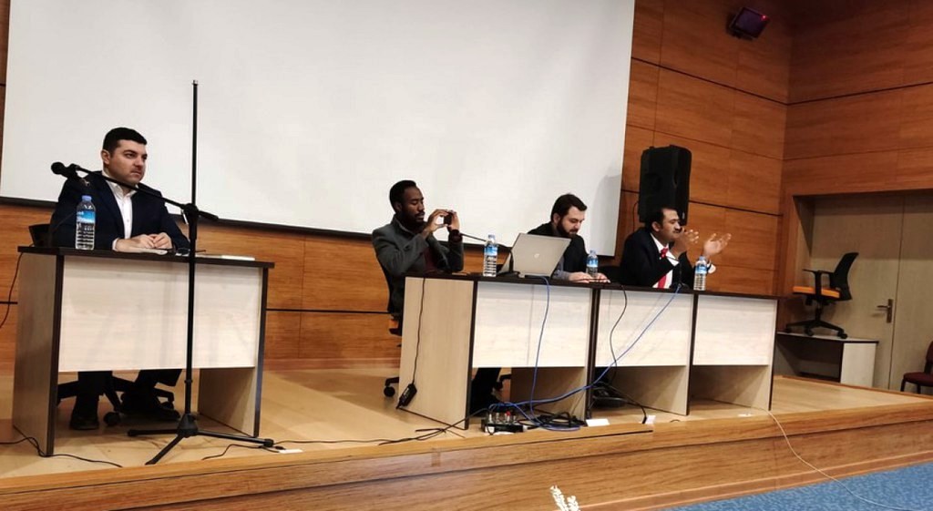 DPÜ’de “Türkiye’de Uluslararası Öğrenci Olmak” konulu panel #kutahya