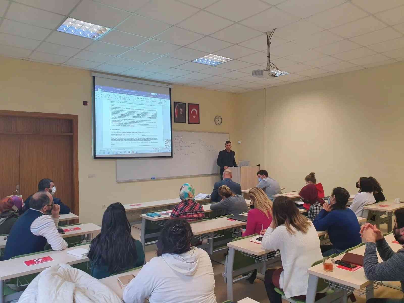 Erzincan’da TÜBİTAK 2209A Projeleri kapsamında bilgilendirme toplantısı yapıldı #erzincan