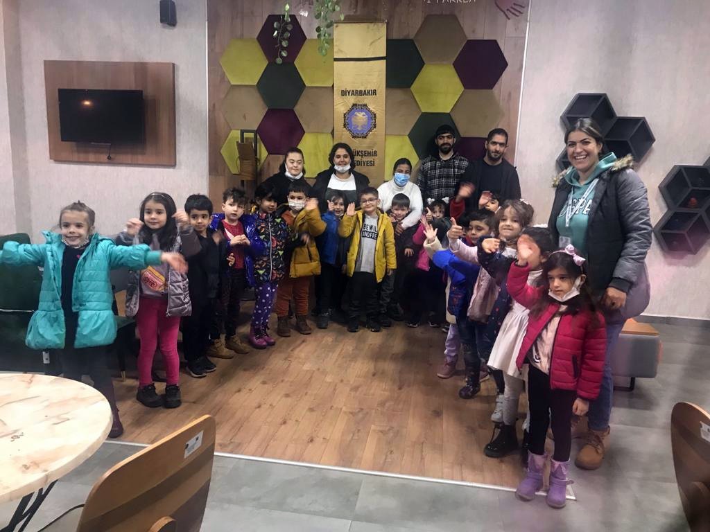 Minikler Aktif Yaşam Merkezini ziyaret etti #diyarbakir