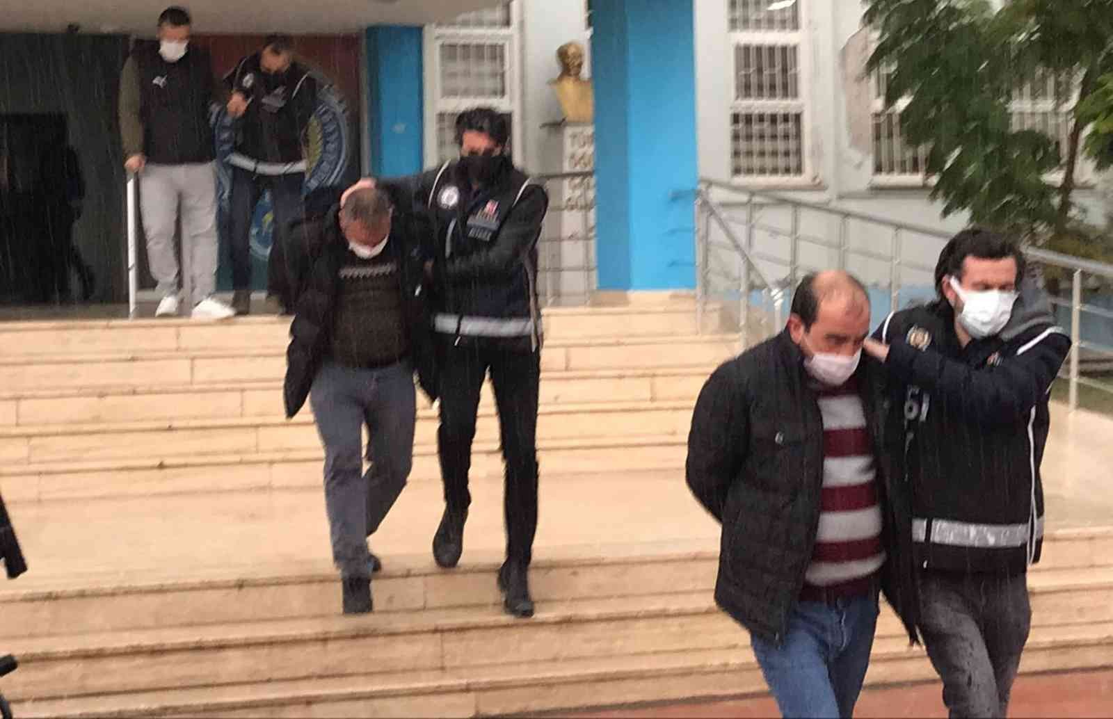 İzmir’de silah kaçakçılığı ve uyuşturucu operasyonu: 3 tutuklama #izmir