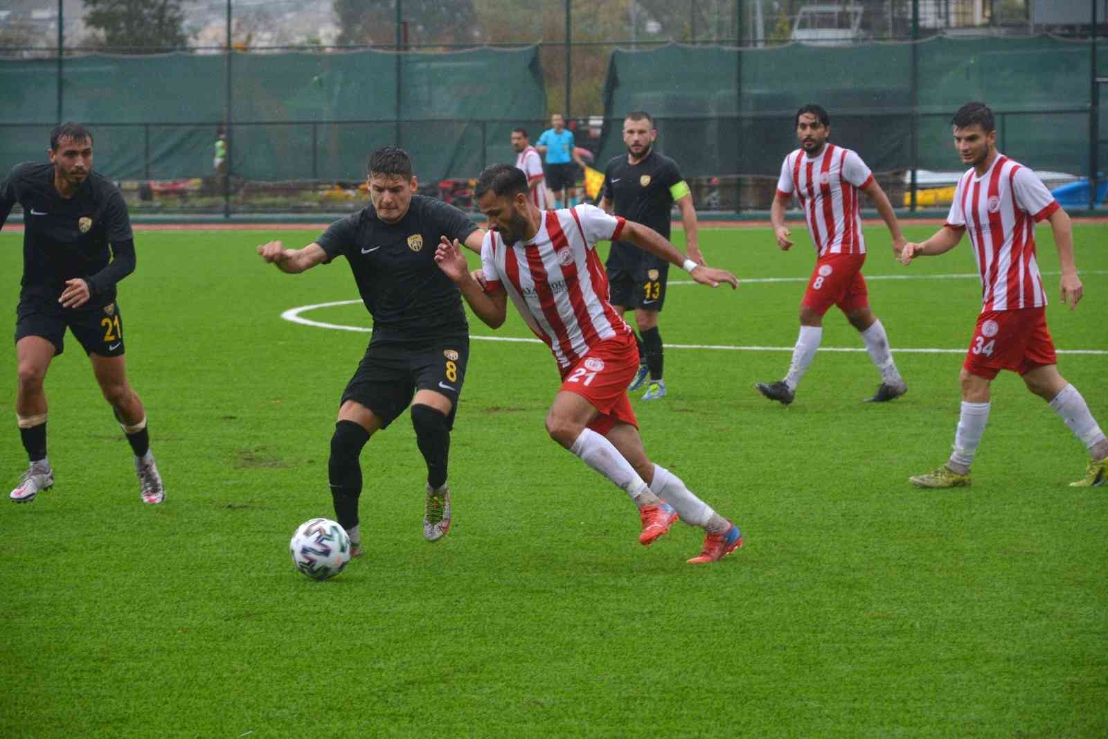 Aliağaspor FK evinde farklı kazandı #izmir